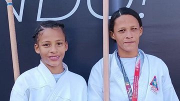 Ela perdeu a visão do olho esquerdo quando era criança, em um trágico acidente envolvendo uma faca, mas isso não a impediu de se tornar campeã do 2° Campeonato Paulista de Kobudo e Parakatê - Divulgação