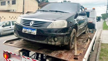 DTM de Bertioga (SP) encontra veículo roubado de turista carioca Carro apreendido em Bertioga - Divulgação PMB