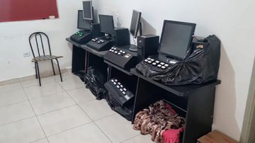Máquinas caça-níqueis são proibidas e sua exploração configura um crime Jogo de azar - Divulgasção Polícia Civil
