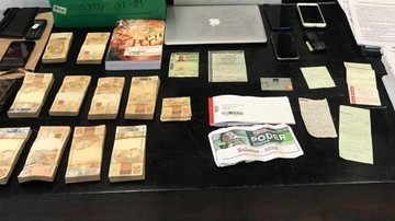 Itens encontrados na casa do suspeito - Policia Civil