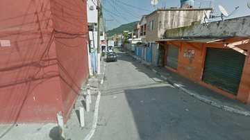Suspeito foi localizado na rua Antonio da Silva Melo, no bairro Santa Cruz dos Navegantes - Reprodução/Google Earth