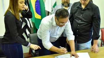 Assinatura dos termos de fomento - Marcus Cabaleiro