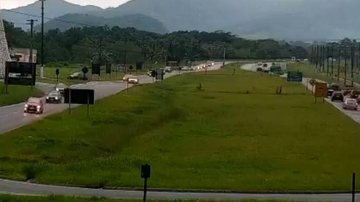 Imagem Rio Santos com lentidão sentido Guarujá