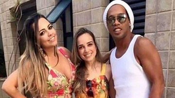 No Brasil, o trisal formado por Priscilla, Beatriz e Ronaldinho Gaúcho acabou em uma ação judicial milionária - reprodução facebook