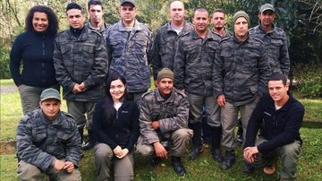 Equipe de guarda-parques e profissionais do Instituto Ecofuturo que atuam no Parque das Neblinas - Ecofuturo/Divulgação