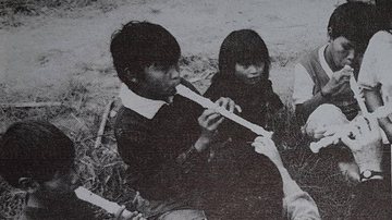 Imagem Índios guaranis mantêm tradição