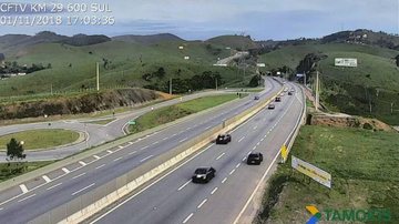 Rodovia dos Tamoios tem trânsito intenso sentido litoral - Divulgação/Concessionária Tamoios