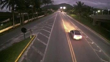 Rio-Santos no trecho entre São Sebastião e Guarujá - Divulgação/DER