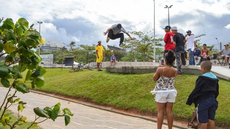 Evento reuniu skatistas e simpatizantes em um domingo de esporte na Pista de Skate - Rodrigo Bigo