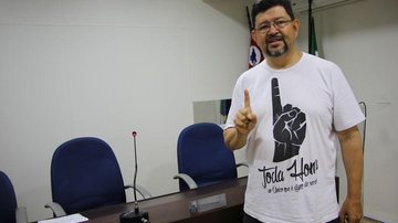 Eduardo Pereira com seu look de campanha eleitoral - Estela Craveiro