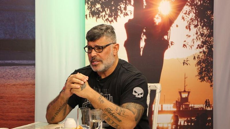 Alexandre Frota durante o programa Caré da Manhã - Estela Craveiro/JCN