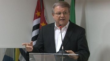 Silvio Magalhães foi o único vereador contra a votação antes de a contraproposta da prefeitura ser submetida à aprovação dos funcionários públicos - JCN