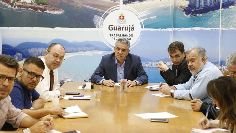 Reunião do Comitê de Gestão de Crise na noite de sexta-feira, 25 - Helder Lima/PMG