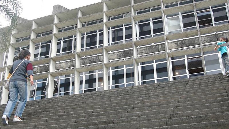 O Teatro Brás Cubas fina na avenida Senador Pinheiro Machado, 48, Santos - Vagner Dantas