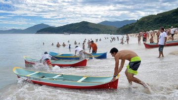 Torneio tem competições de canoa regata, canoa típica, caiaque e stand up paddle - Marcos Bonello/PMSS