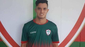 Rodrigo é fã da Lusa desde criança; seu nome é inspirado em Rodrigo Fabri, jogador destaque em 1990 - Divulgação/Portuguesa