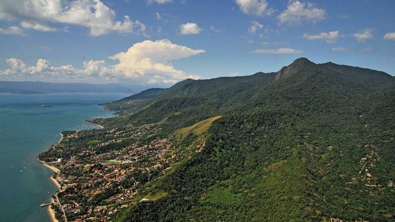Decido à sua topografia, Ilhabela é atendida por meio de fibra ótica e sinal de rádio - Ronadl Kraag / PMI