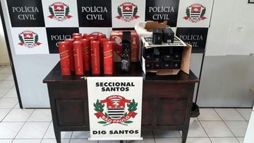 Ao todo, foram encontrados 60,6 kg de maconha, 12 kg de cocaína, 479 g de crack e 940 g de haxixe, além dos 162,7 litros de lança-perfume - Divulgação
