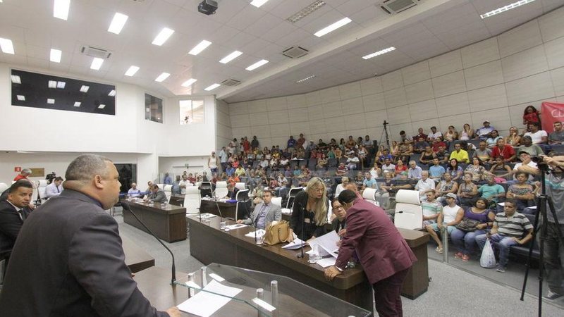 Texto foi aprovado por unanimidade na última sessão e aguarda sanção do prefeito - Divulgação/Câmara de Guarujá