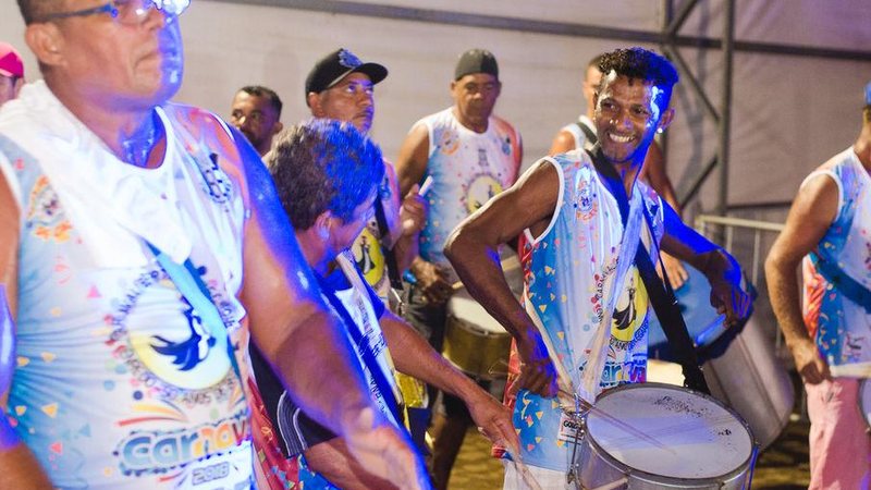 Bateria do bloco Bisnetos do Cacique, que terá ensaio na noite desta terça-feira - Mar Franz / Foto Nativa