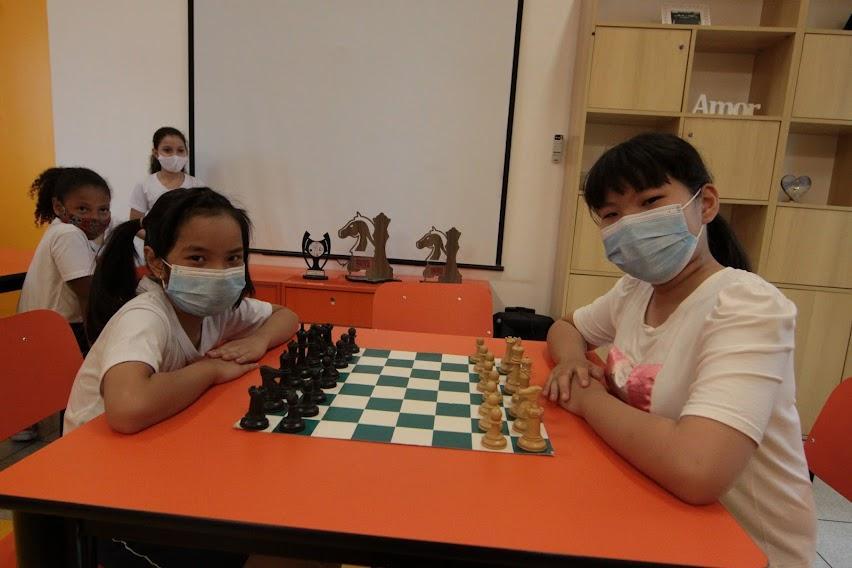 Sophia e Elisa Feng vencem o Campeonato Paulista de Xadrez Escolar 2022