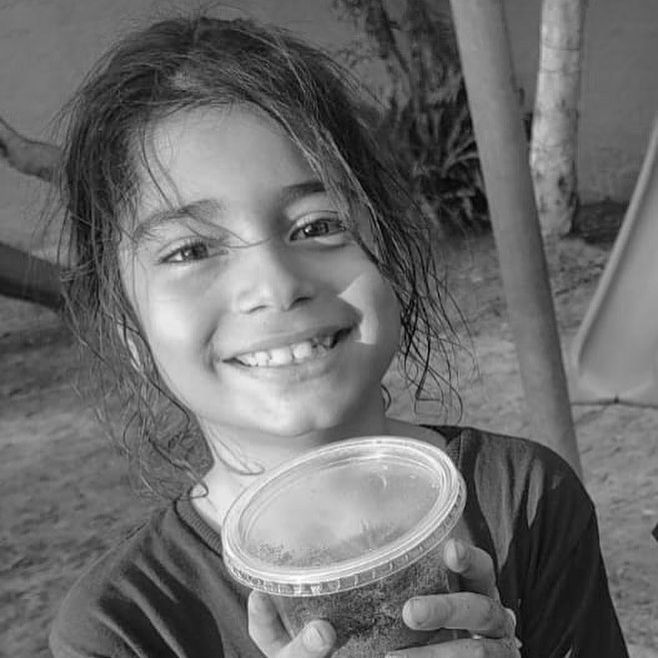 foto de menino sorridente