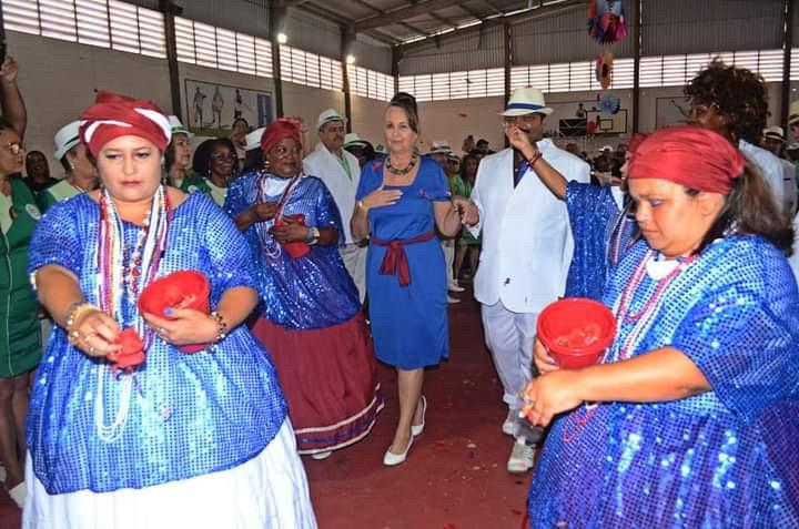 baianas de escola de samba