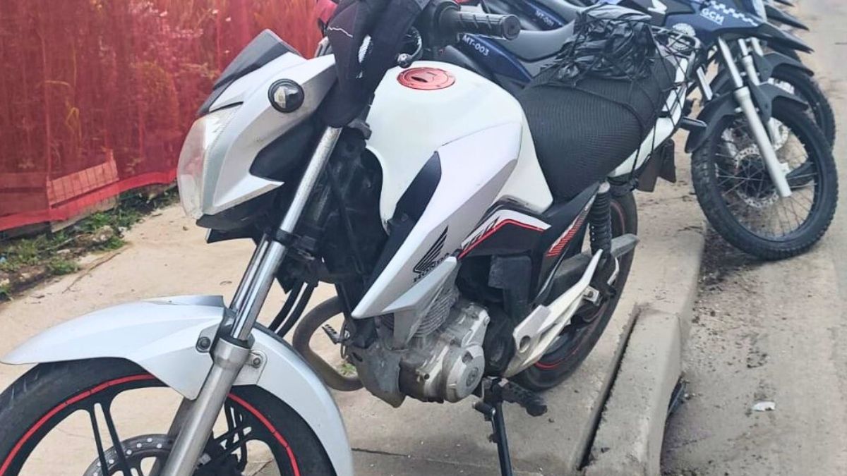 Moto roubada em Caraguatatuba