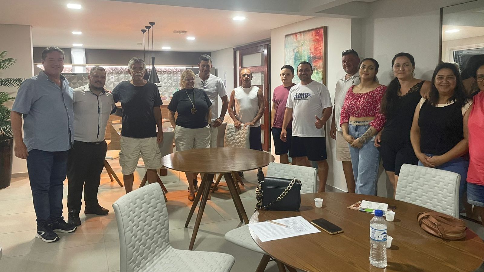 Presidente dos ambulantes ao lado da diretoria da associação