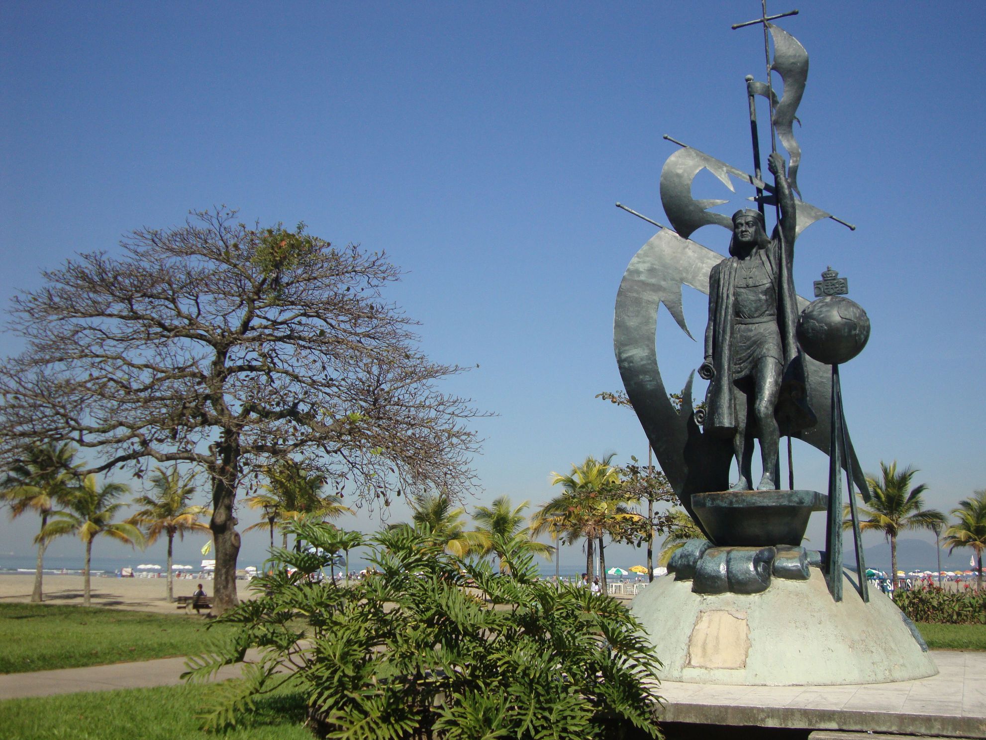 escultura de Cristóvão Colombo