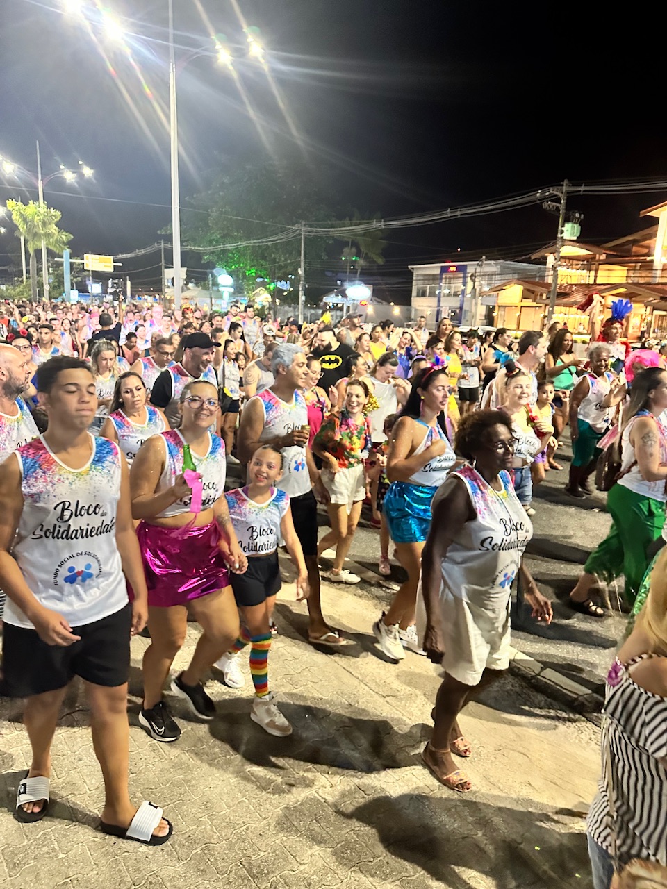 Mais de 500 pessoas se reuniram durante o Bloco da Solidariedade 