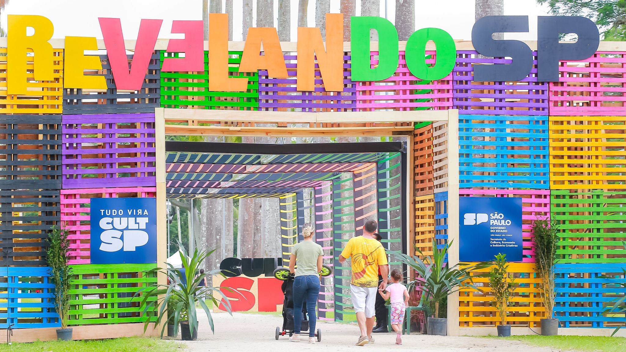 Entrada do Revelando SP