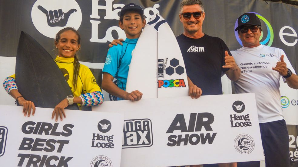 Hangloose -SUrf-Atack-2024-Local_ Praia da Baleia-São Sebastião- Aletas Julia Stefani e Bryan Almeida -Foto Erik Medalha