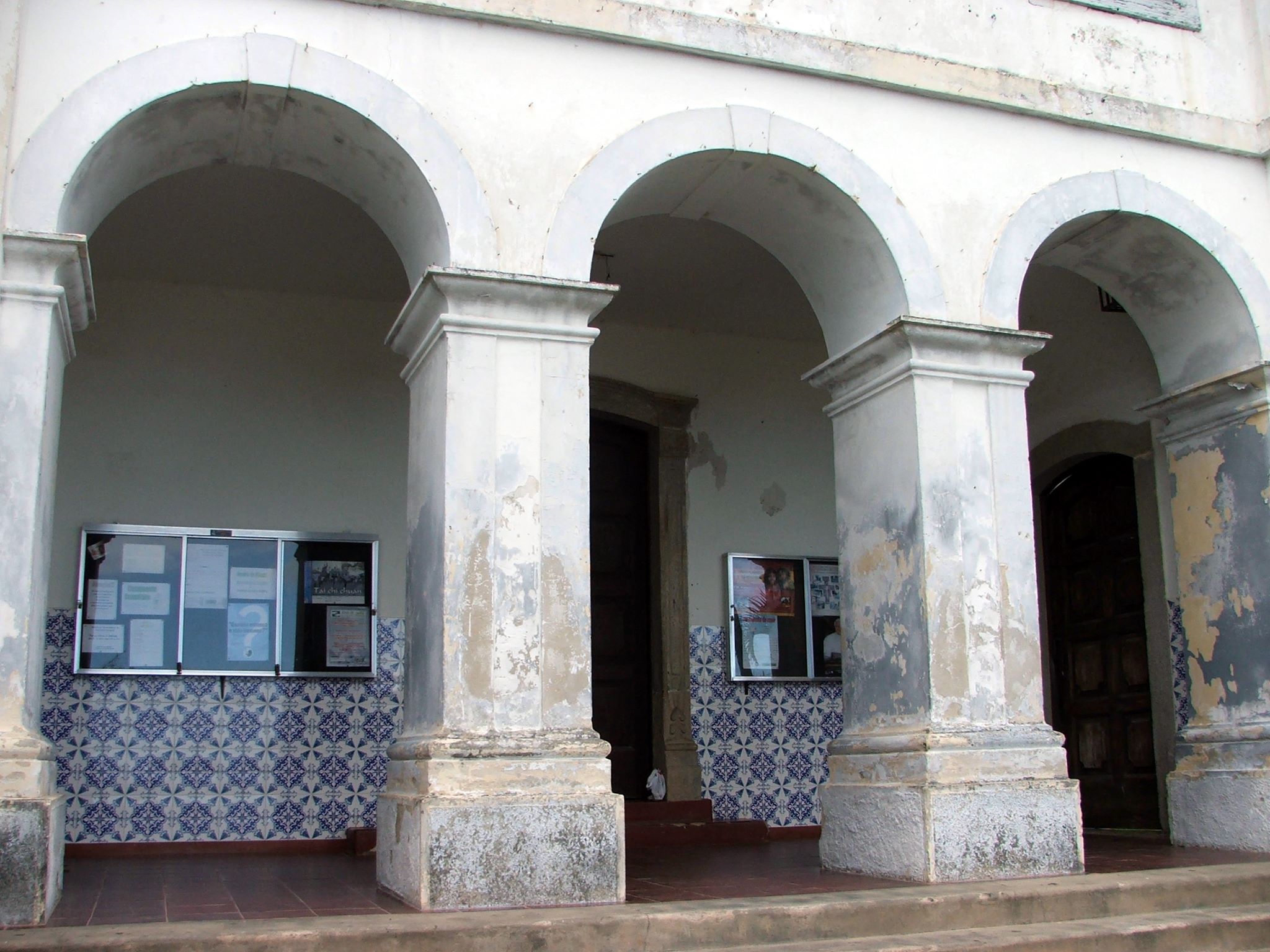 Convento e Igreja Nossa Senhora do Amparo