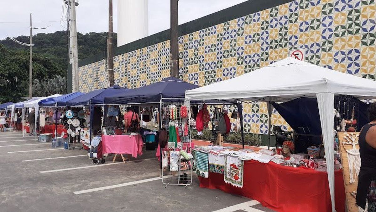 Feira de artesanato Canto do Forte PG