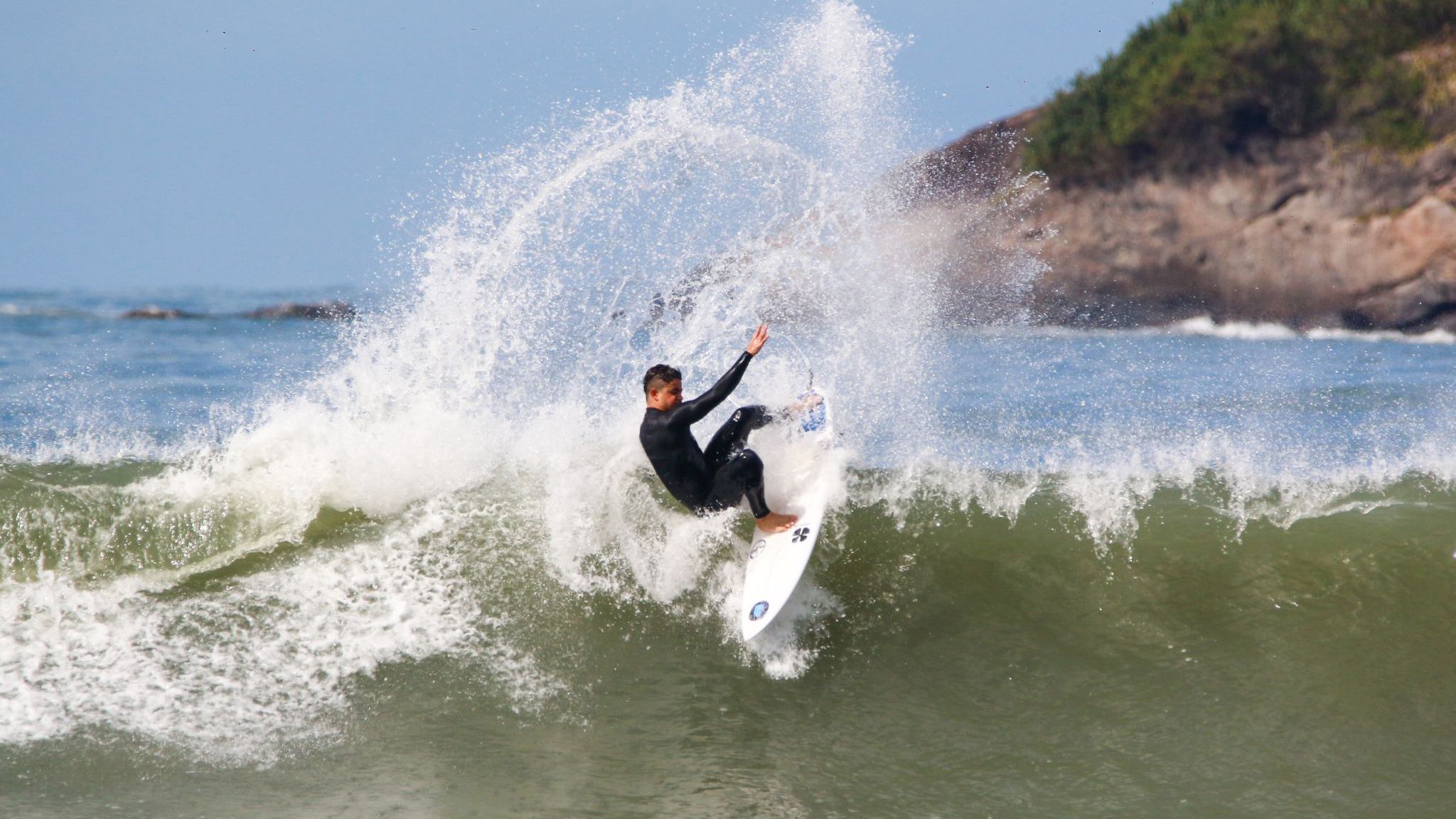 deivid silva surfista