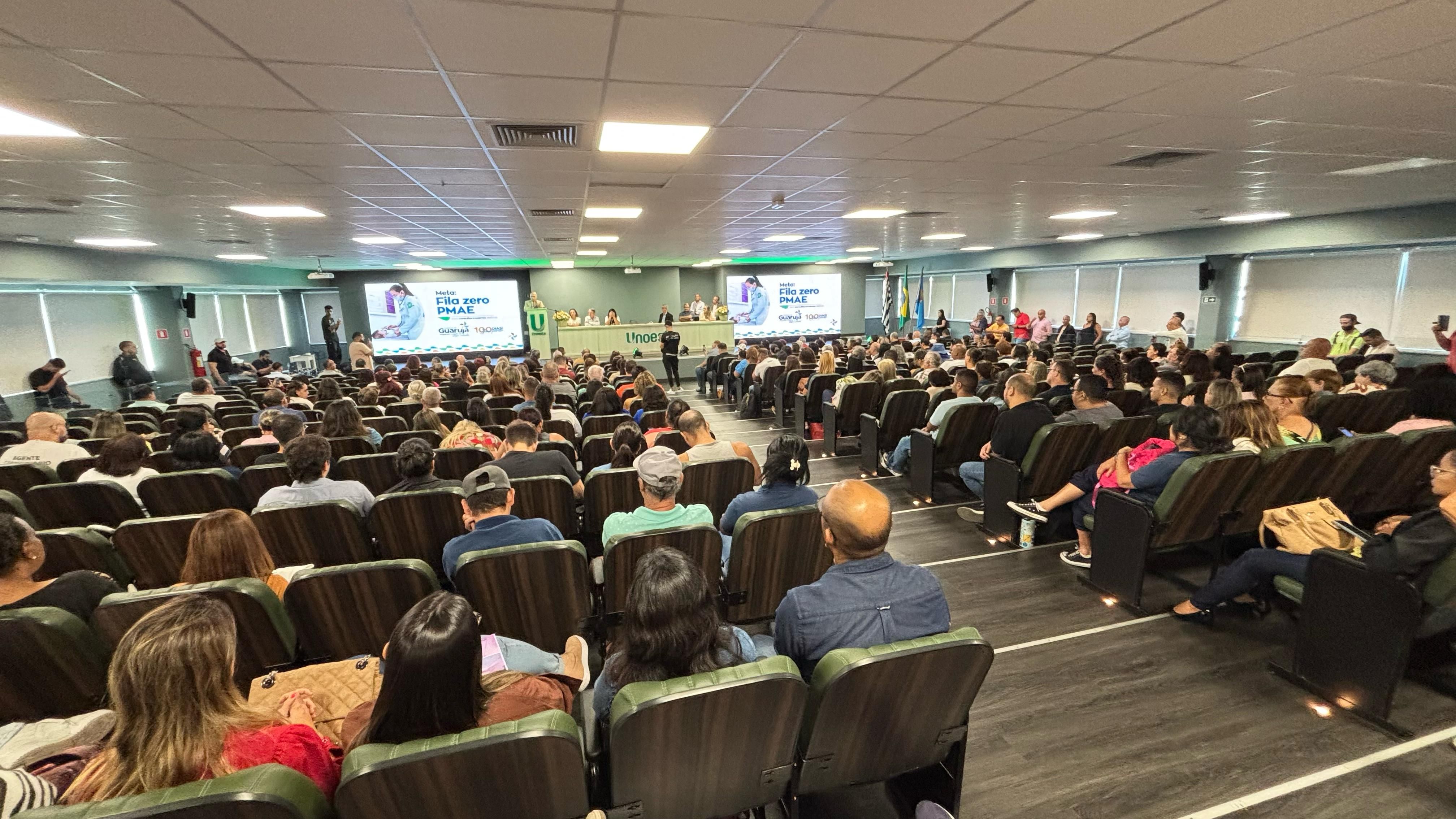 Reunião em Guarujá área da Saúde