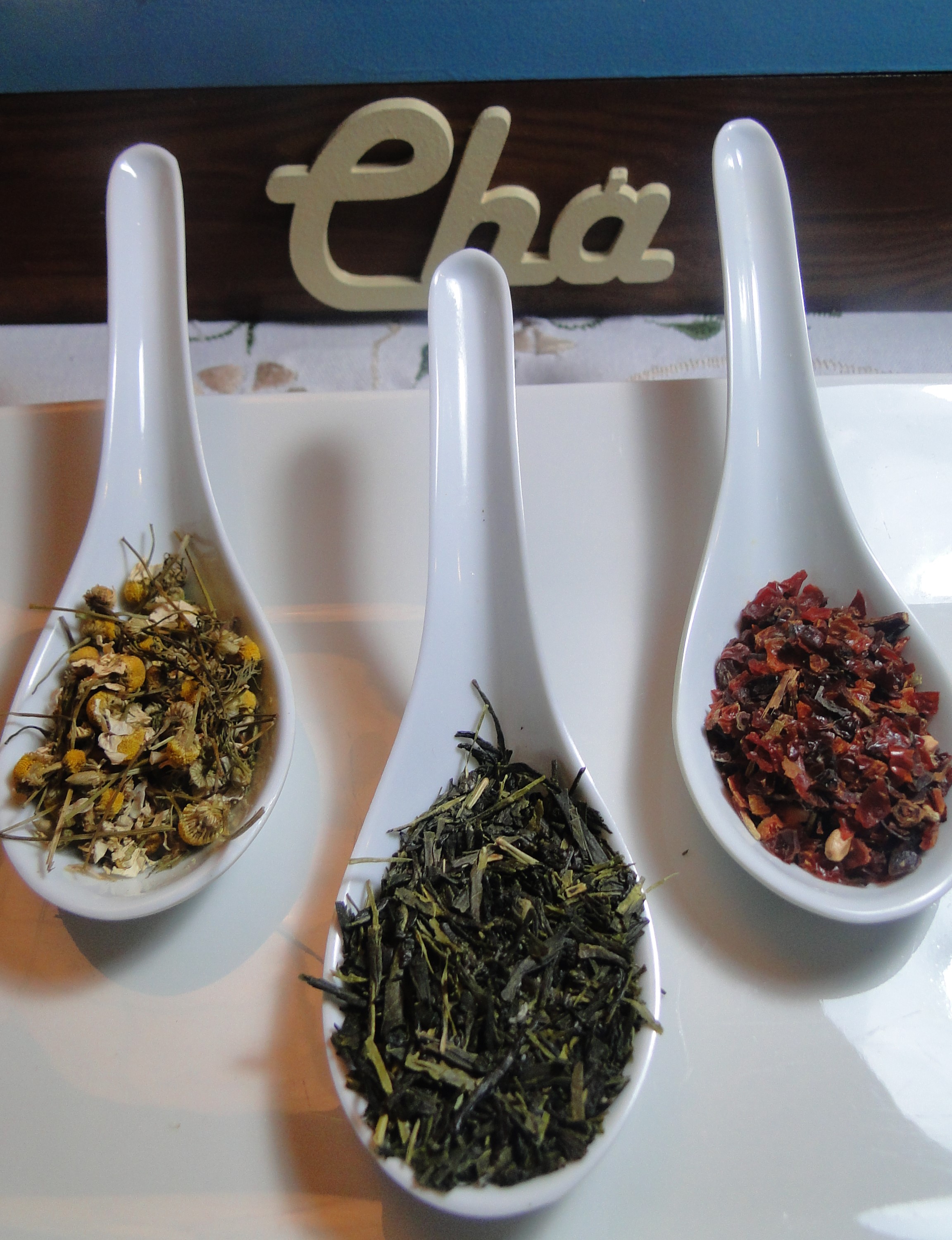 chá