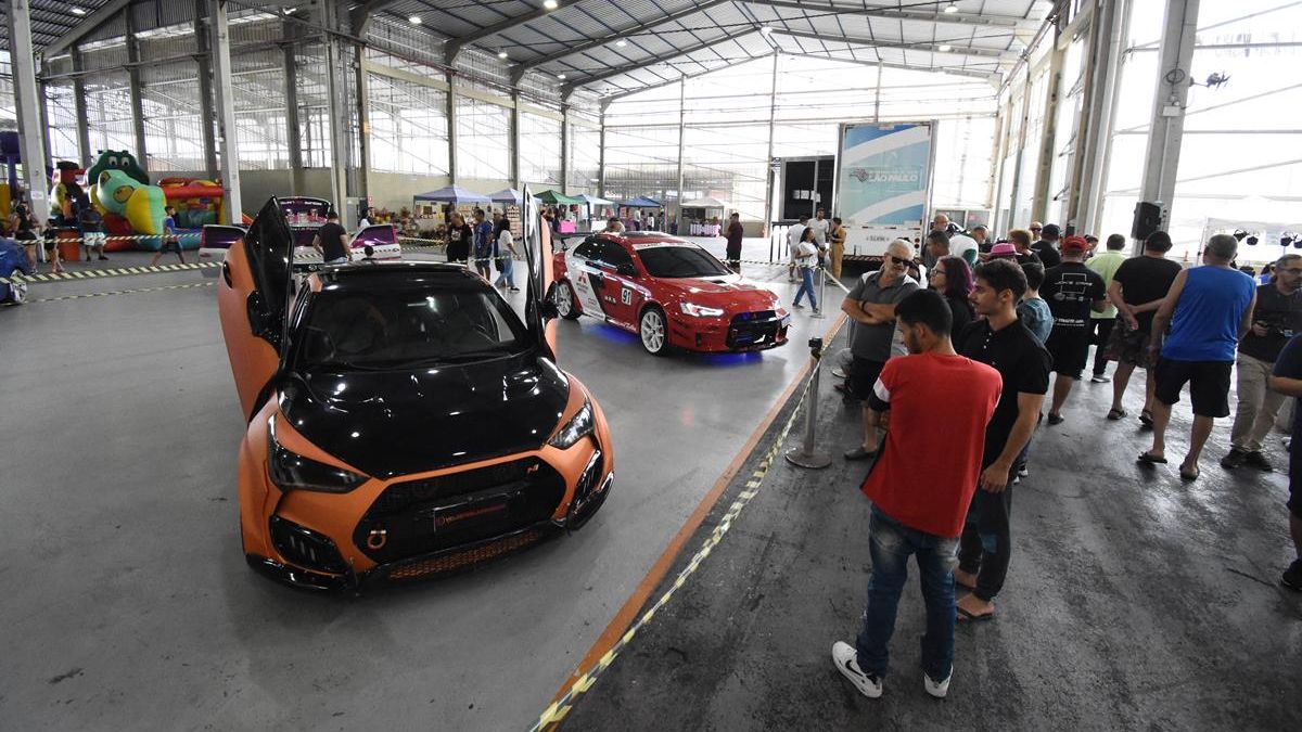 Exposição de carros Praia Grande