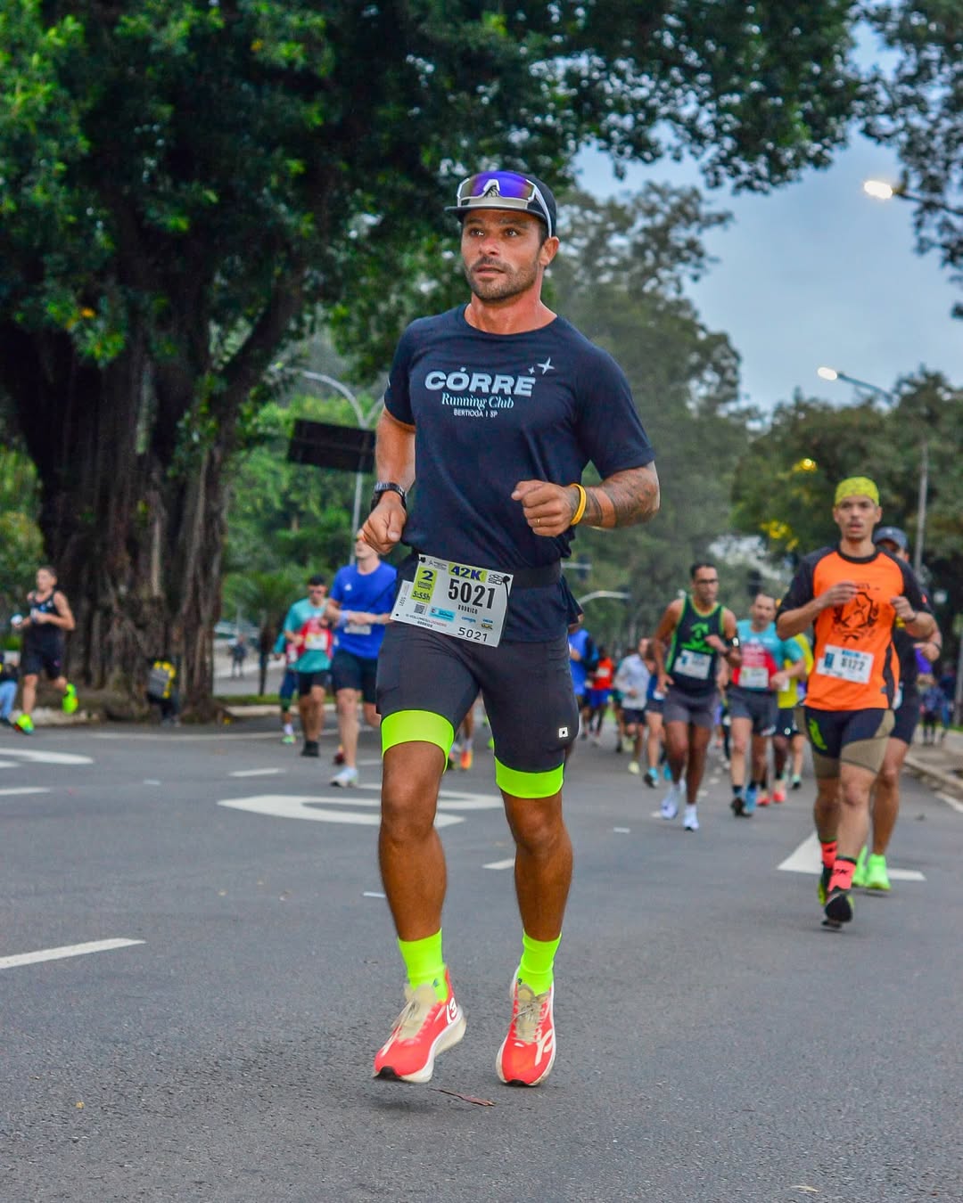 Rodrigo Borelli, criador do Grupo Córre, em uma das competições de sua carreira como atleta