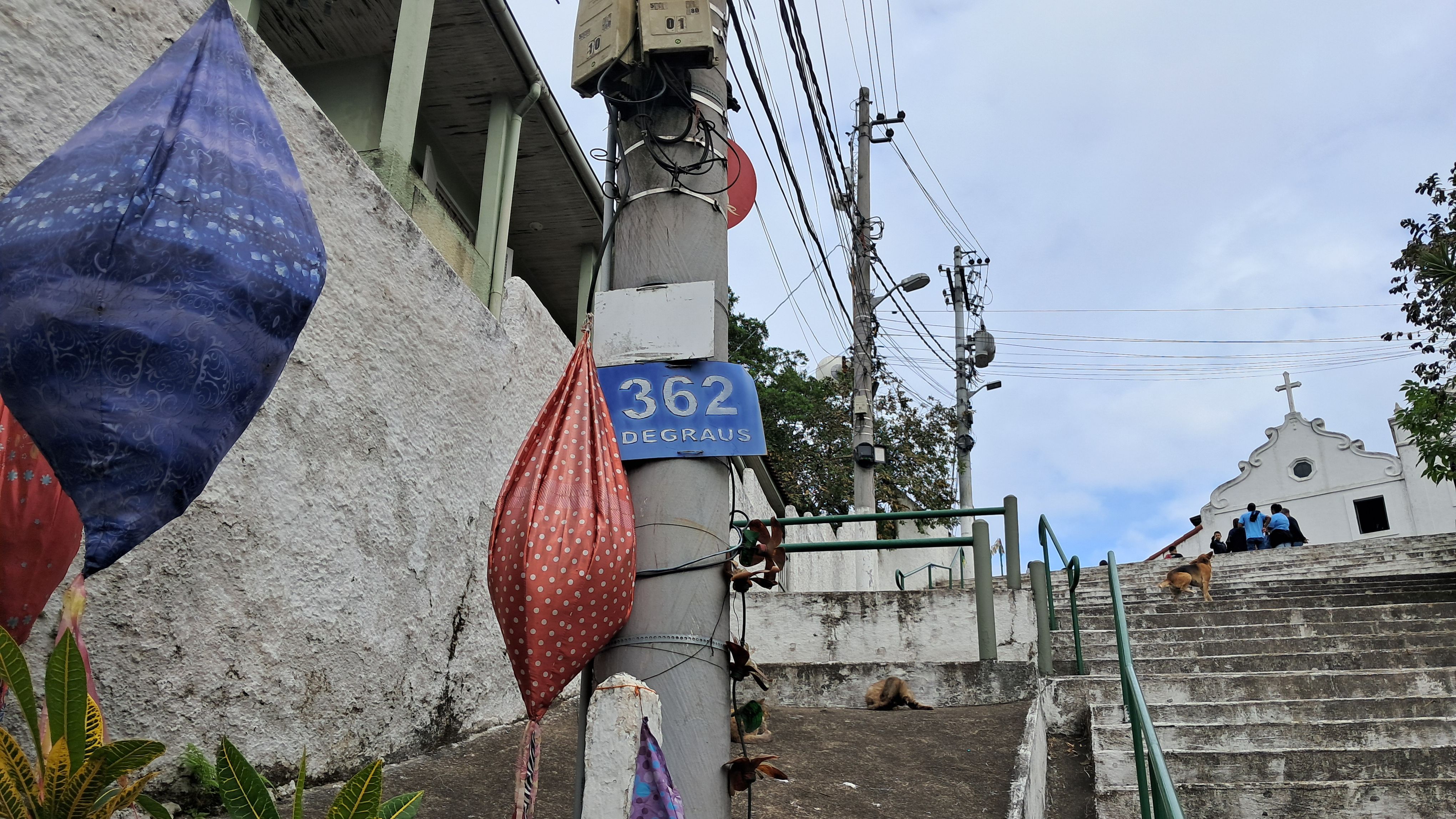 escadaria-monte-serrat-santos
