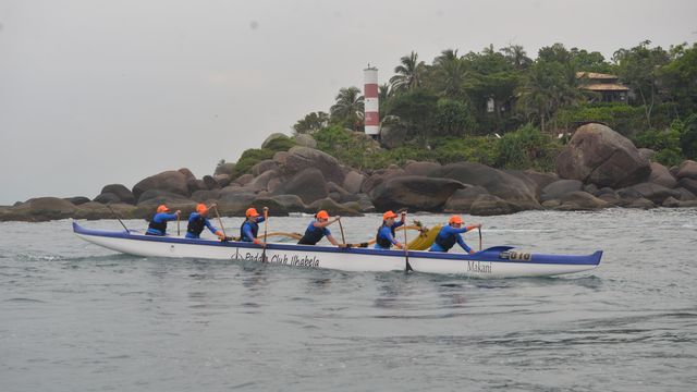 Canoa em Ilhabela