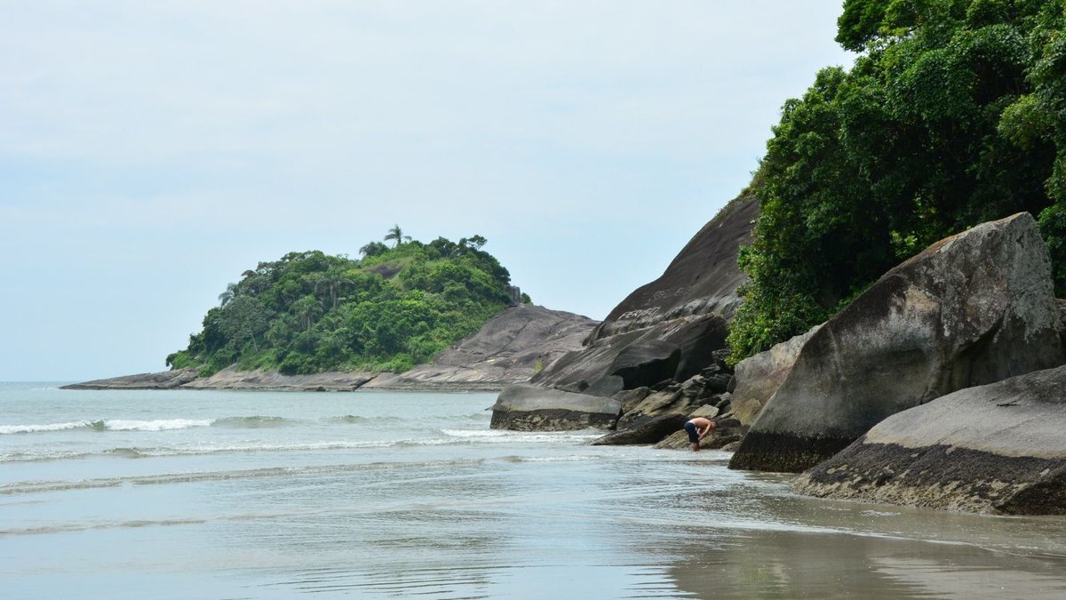 Pedra Selada está localizada na região costeira do Indaiá, na praia da Enseada - Divulgação/ prefeitura de Bertioga