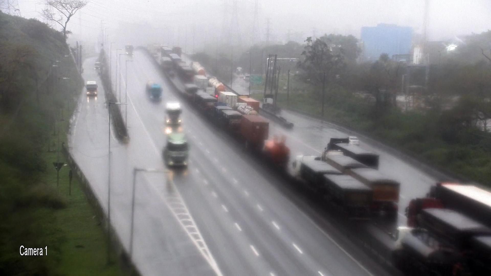 Congestionamento na rodovia Conego Domenico Rangoni