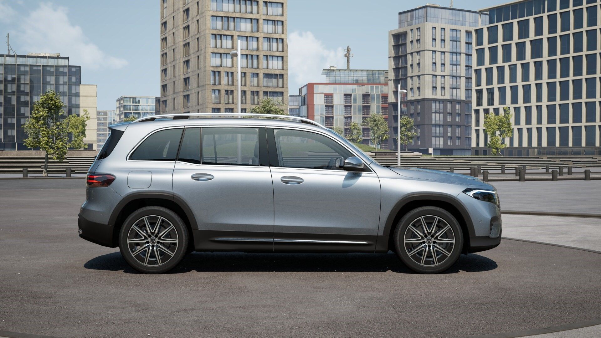 Novo Mercedes-Benz EQB 250+, 100% elétrico, chega ao mercado brasileiro