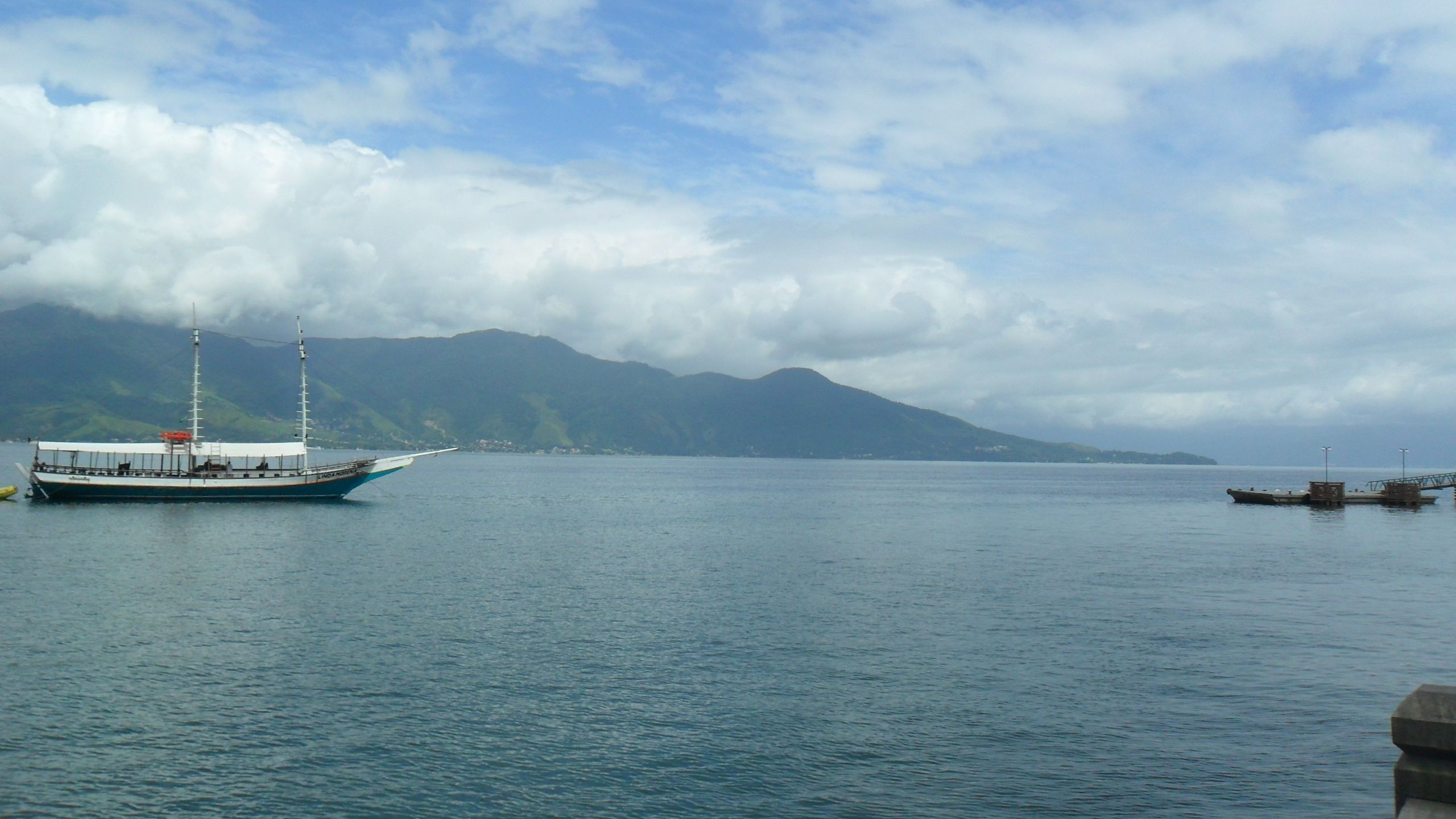 Vista de Ilhabela do Canal de São Sebastião
