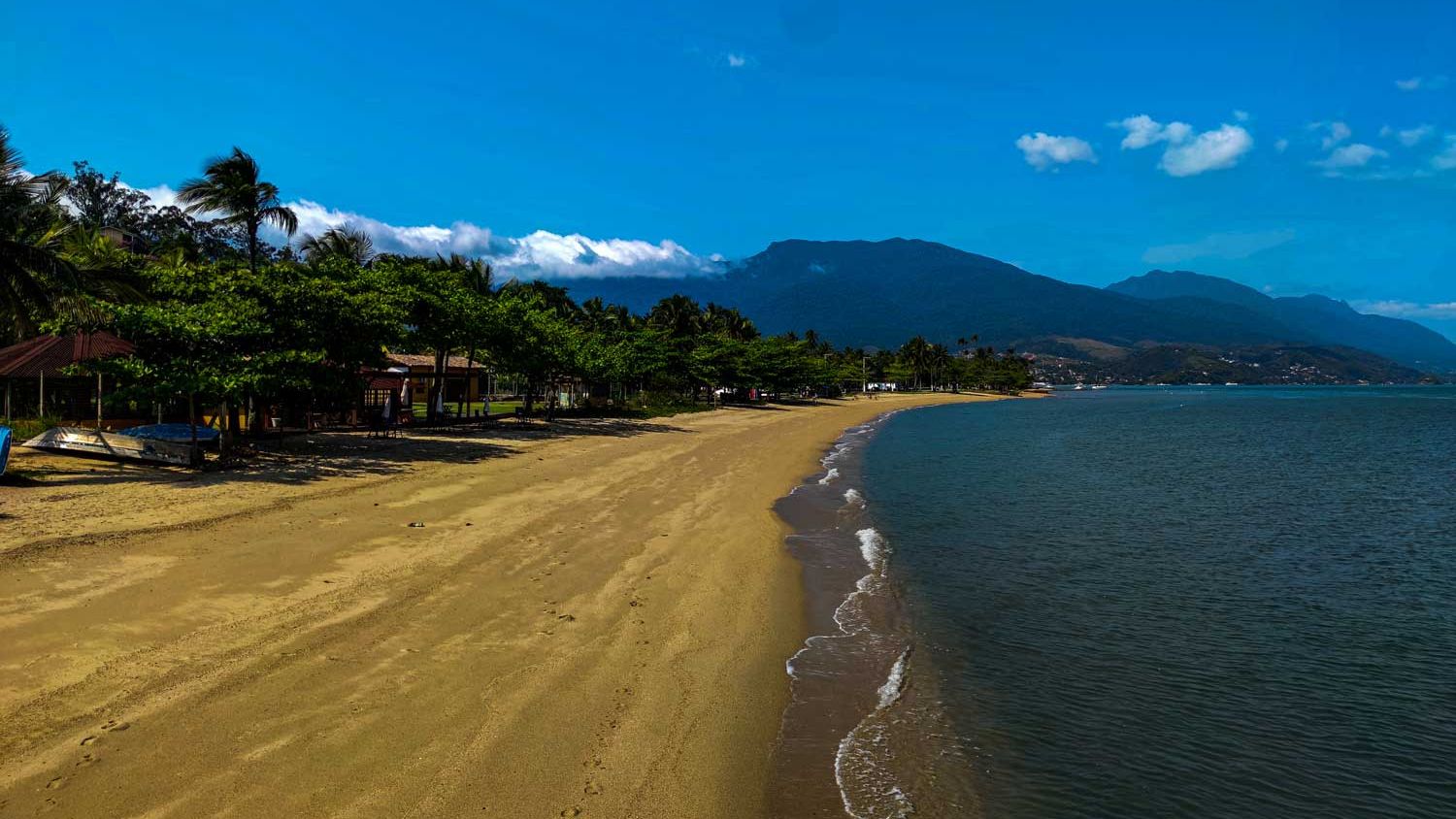 Praia de Siriúba em Ilhabela
