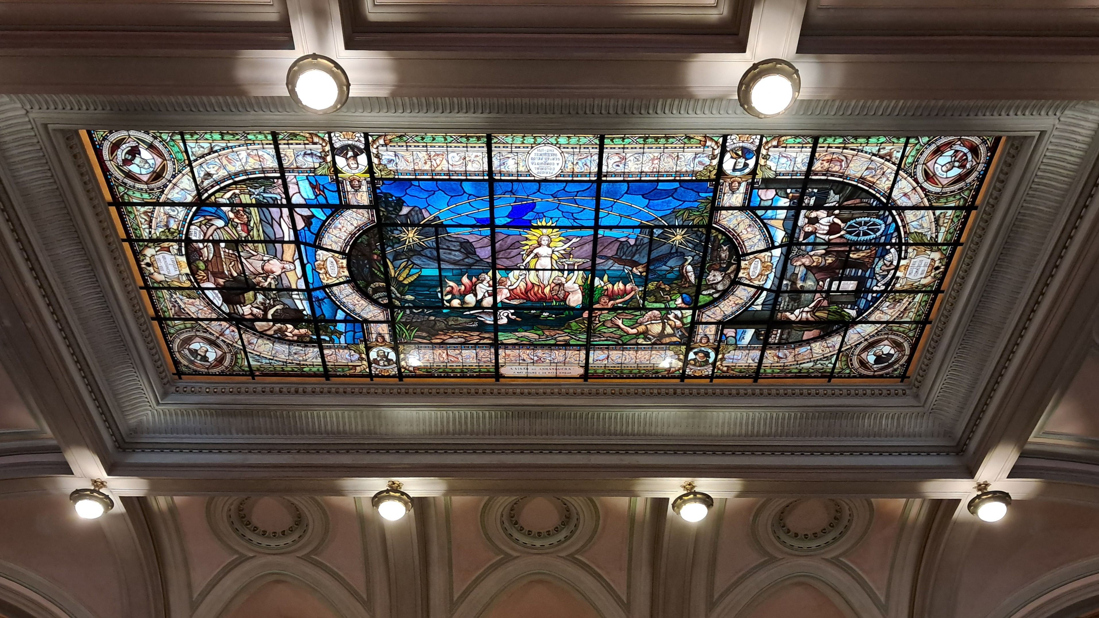 Detalhe de vitral no Museu do Café