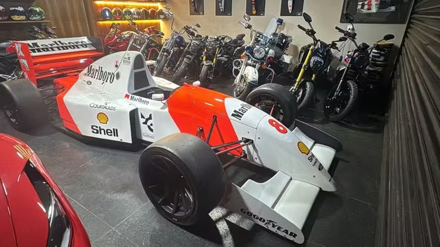 carro de fórmula 1