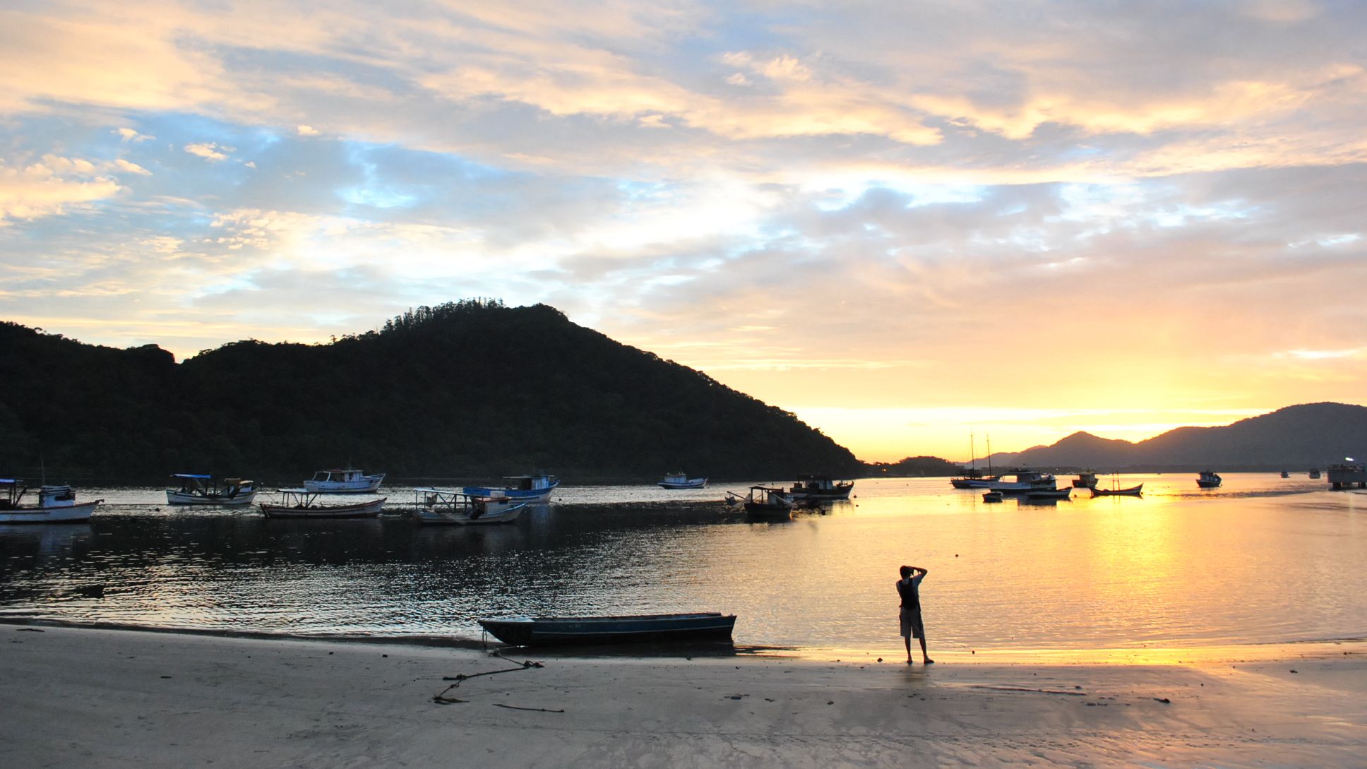 por do sol no canal de Bertioga